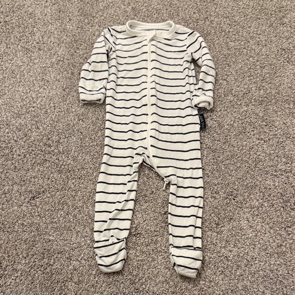 Little Bipsy Black and White Striped Footie Pajamas 0-3 months
